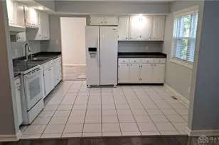 5325 Bromwick Dr, Trotwood, OH 45426 - Photo 11