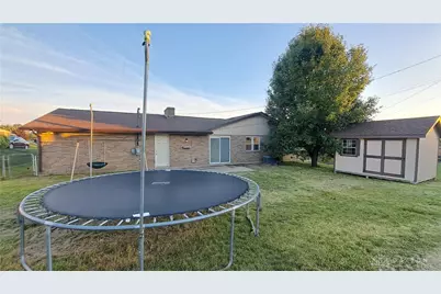 5325 Bromwick Drive, Trotwood, OH 45426 - Photo 3