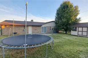 5325 Bromwick Dr, Trotwood, OH 45426 - Photo 3