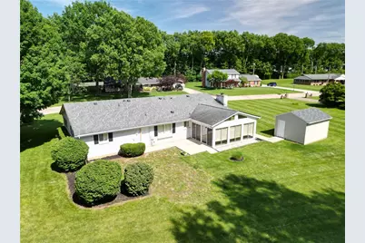 1101 E Bridle Lane, West Carrollton, OH 45449 - Photo 3