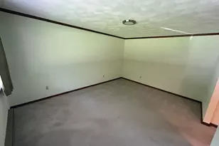 1101 E Bridle Ln, West Carrollton, OH 45449 - Photo 9