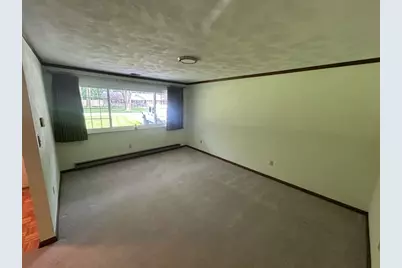 1101 E Bridle Lane, West Carrollton, OH 45449 - Photo 7