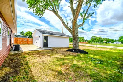805 Brookfield Drive, New Carlisle, OH 45344 - Photo 25