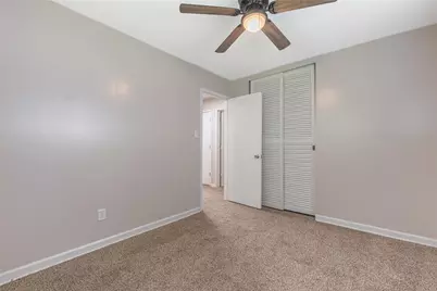 4945 Kolmar Avenue, Riverside, OH 45432 - Photo 7