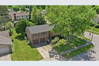 2636 Highland Village Lane, Miamisburg, OH 45342 - Photo 3