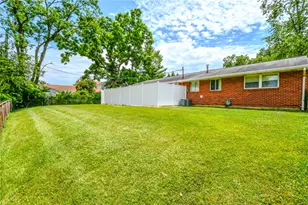 6951 Taylorsville Rd, Huber Heights, OH 45424 - Photo 29
