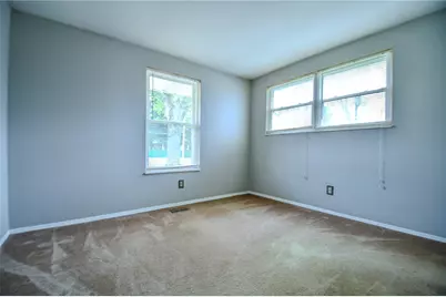 6951 Taylorsville Rd, Huber Heights, OH 45424 - Photo 19