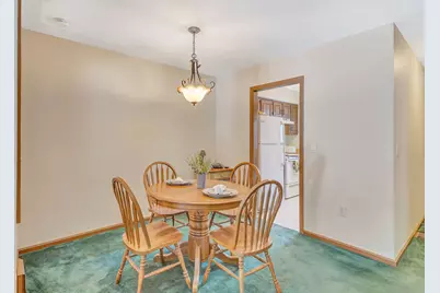 7832 Betsy Ross Circle, Washington Twp, OH 45459 - Photo 9