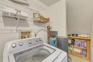 7832 Betsy Ross Cir, Washington Twp, OH 45459 - Photo 19