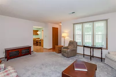 1830 Primrose Lane, Fairborn, OH 45324 - Photo 7