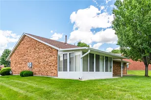 1830 Primrose Ln, Fairborn, OH 45324 - Photo 33