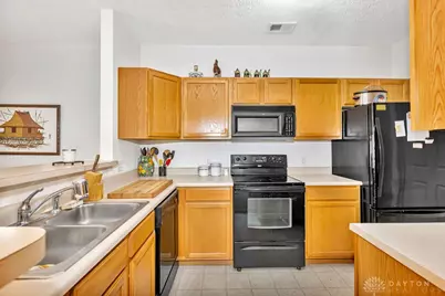 2295 Pinnacle Court #205, Fairborn, OH 45324 - Photo 7