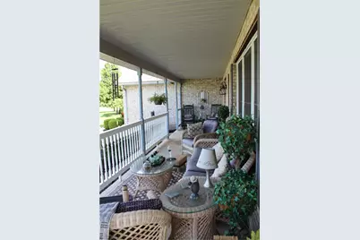 1070 Winston Lane, Tipp City, OH 45371 - Photo 5