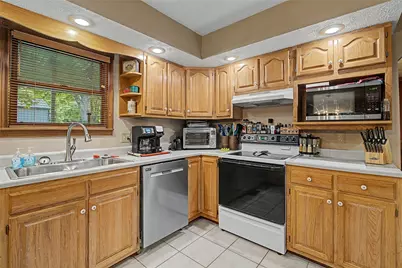 1070 Winston Lane, Tipp City, OH 45371 - Photo 47