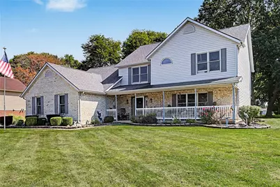 1070 Winston Lane, Tipp City, OH 45371 - Photo 3