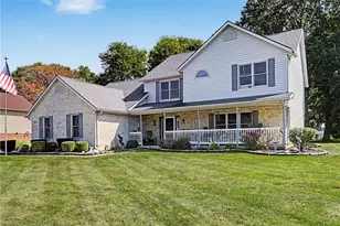 1070 Winston Ln, Tipp City, OH 45371 - Photo 3