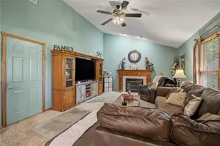 1070 Winston Ln, Tipp City, OH 45371 - Photo 37