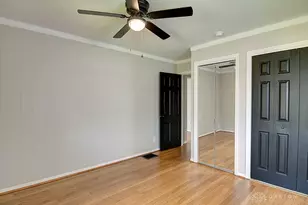 523 Watervliet Ave, Dayton, OH 45420 - Photo 13
