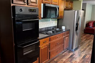 4548 N Fairgreen Ave, Dayton, OH 45416 - Photo 9