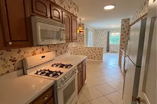 2636 Rebecca Dr, Springfield, OH 45503 - Photo 7