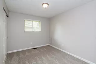 2691 Pentley Pl, Kettering, OH 45429 - Photo 17