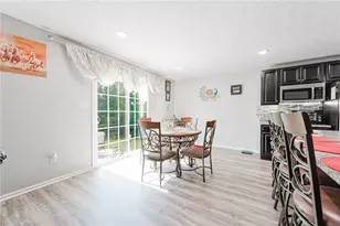 1015 Colonial Way, Dayton, OH 45424 - Photo 13
