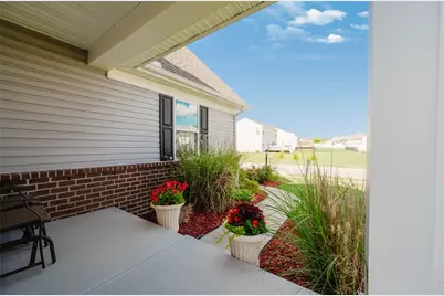 1015 Colonial Way, Dayton, OH 45424 - Photo 45