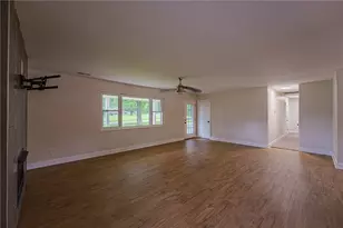 270 Kinsey Rd, Xenia Twp, OH 45385 - Photo 9
