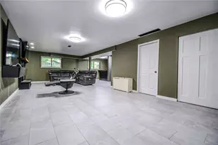 2425 Westlawn Dr, Kettering, OH 45440 - Photo 39