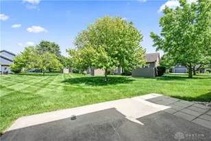 908 Cambridge Cir, Troy, OH 45373 - Photo 41
