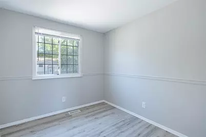 3636 Charlotte Mill Drive, West Carrollton, OH 45439 - Photo 15