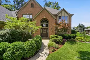 2534 Oakmoor Ln, Miami Township, OH 45459 - Photo 9