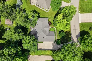 2534 Oakmoor Ln, Miami Township, OH 45459 - Photo 3