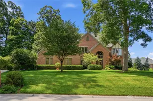 2534 Oakmoor Ln, Miami Township, OH 45459 - Photo 1