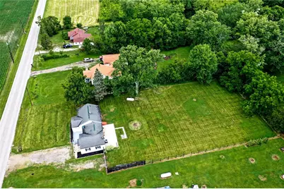 9106 Franklin Madison Road, Franklin Twp, OH 45327 - Photo 43