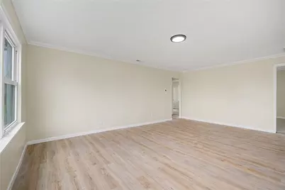 9106 Franklin Madison Road, Franklin Twp, OH 45327 - Photo 9