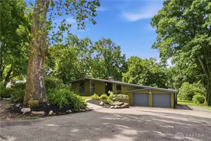 4107 Beechwood Dr, Bellbrook, OH 45305 - Photo 1