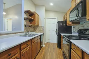 6635 Brigham Sq, Centerville, OH 45459 - Photo 9