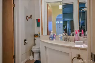 1302 N Yellow Springs St, Springfield, OH 45504 - Photo 5