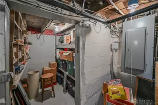 1302 N Yellow Springs St, Springfield, OH 45504 - Photo 19