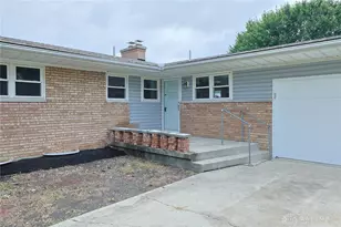 3432 Carol Ann Ln, Middletown, OH 45044 - Photo 3