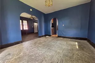 180 N Hague Ave, Columbus, OH 43204 - Photo 9