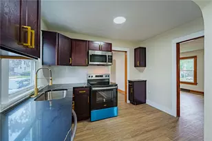258 E Siebenthaler Ave, Dayton, OH 45405 - Photo 17
