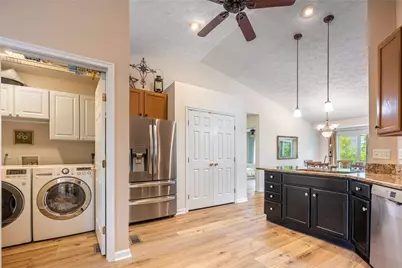 155 Keevers Point, Springboro, OH 45066 - Photo 9