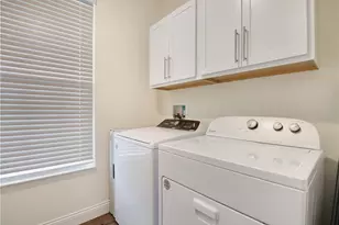 10312 Tice St, Washington Twp, OH 45458 - Photo 15
