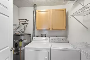 6611 Brigham Sq, Centerville, OH 45459 - Photo 17