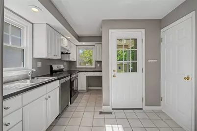 300 Wiltshire Boulevard, Oakwood, OH 45419 - Photo 15