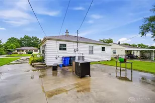 1611 Garwood Dr, Dayton, OH 45432 - Photo 31