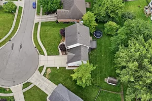3859 Callaway Ct, Bellbrook, OH 45305 - Photo 3
