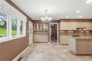 947 Brittany Hills Dr, Washington Twp, OH 45459 - Photo 23